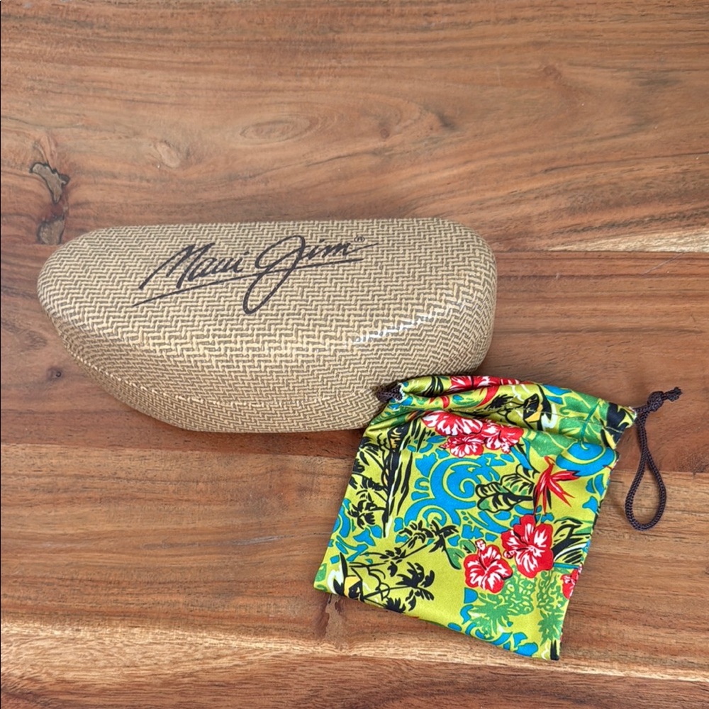 Maui Jim Women's Tan Sunglasses Case